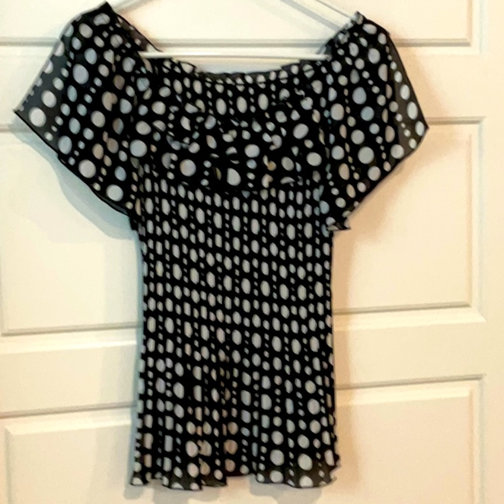 Polka dot top